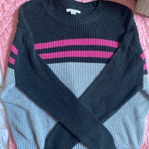 American eagle sweater size:M